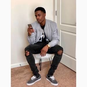 Meet your Posher, Kyle